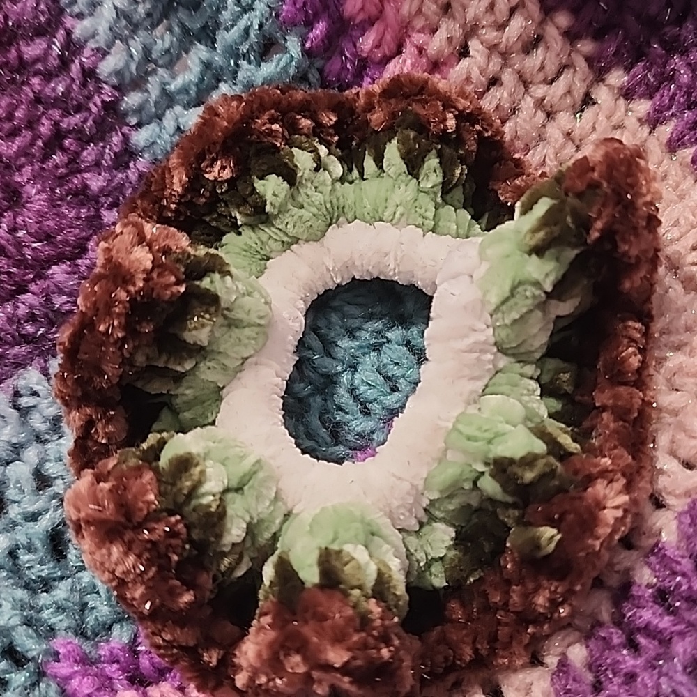 1 Kiwi Scrunchie